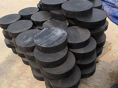 巴里坤板式橡胶支座由若干层橡胶片与薄钢板经加压硫化